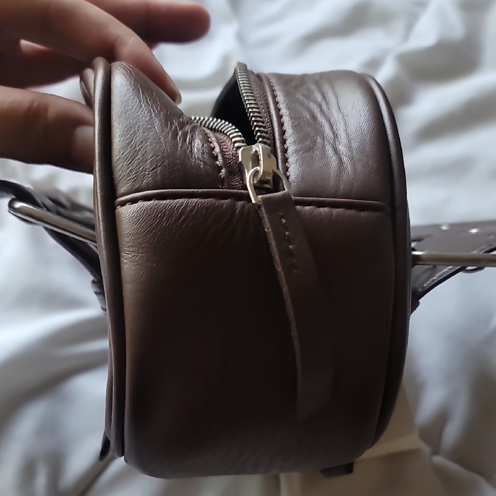 Free Peopel Small Bowling Bag - Picture 5 of 11